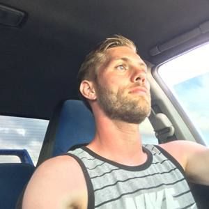 Meet your Posher, Corey